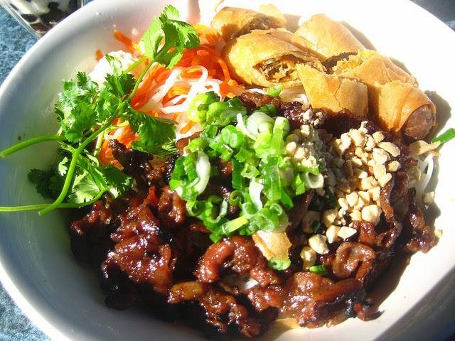 Vietnamese Noodles | restaurant | 230 E Palmdale Blvd, Palmdale, CA 93550, USA | 6612658881 OR +1 661-265-8881