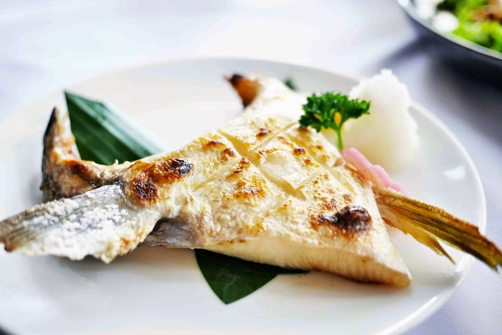 New Yotsuba Japanese Restaurant | restaurant | 7365 Orchard Lake Rd, West Bloomfield Township, MI 48322, USA | 2487378282 OR +1 248-737-8282