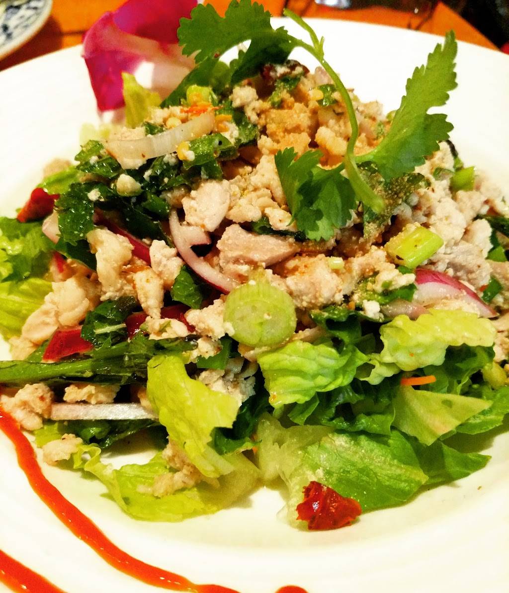 Marnee Thai | restaurant | 1243 9th Ave, San Francisco, CA 94122, USA | 4157319999 OR +1 415-731-9999