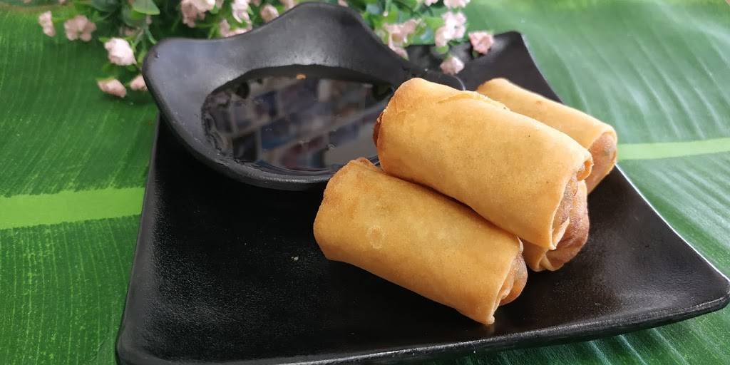 Wood Cafe Thai Cuisine | restaurant | 3250 Yorba Linda Blvd, Fullerton, CA 92831, USA | 6572481385 OR +1 657-248-1385