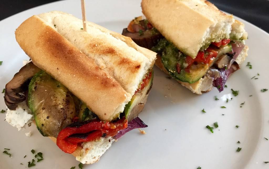 Artisan Grill | restaurant | 269 Dalhousie St, Amherstburg, ON N9V 1X1, Canada | 5197139009 OR +1 519-713-9009