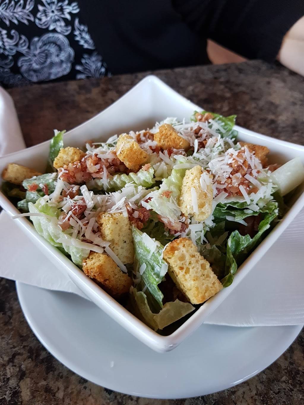 R U Serious Tap & Grill | restaurant | 130 Silvercreek Pkwy N, Guelph, ON N1H 7Y5, Canada | 5197660230 OR +1 519-766-0230