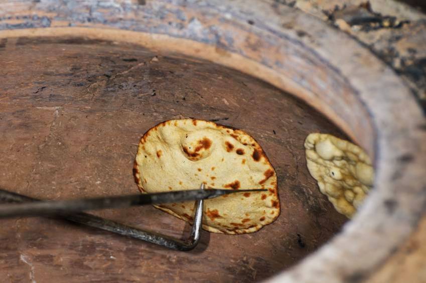 Kolah Farangi | restaurant | 9180 Pico Blvd, Los Angeles, CA 90035, USA | 3102744007 OR +1 310-274-4007