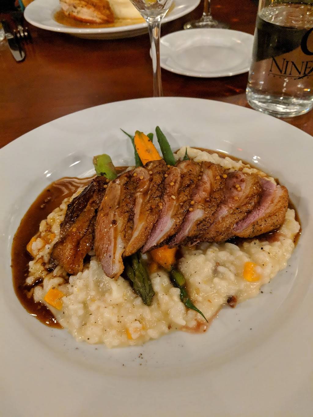 9 Elm American Bistro | restaurant | 9 Elm St, Danvers, MA 01923, USA | 9787749436 OR +1 978-774-9436