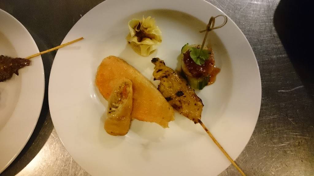 Patou Thai | restaurant | 69 Leonard St, Belmont, MA 02478, USA | 6174896999 OR +1 617-489-6999