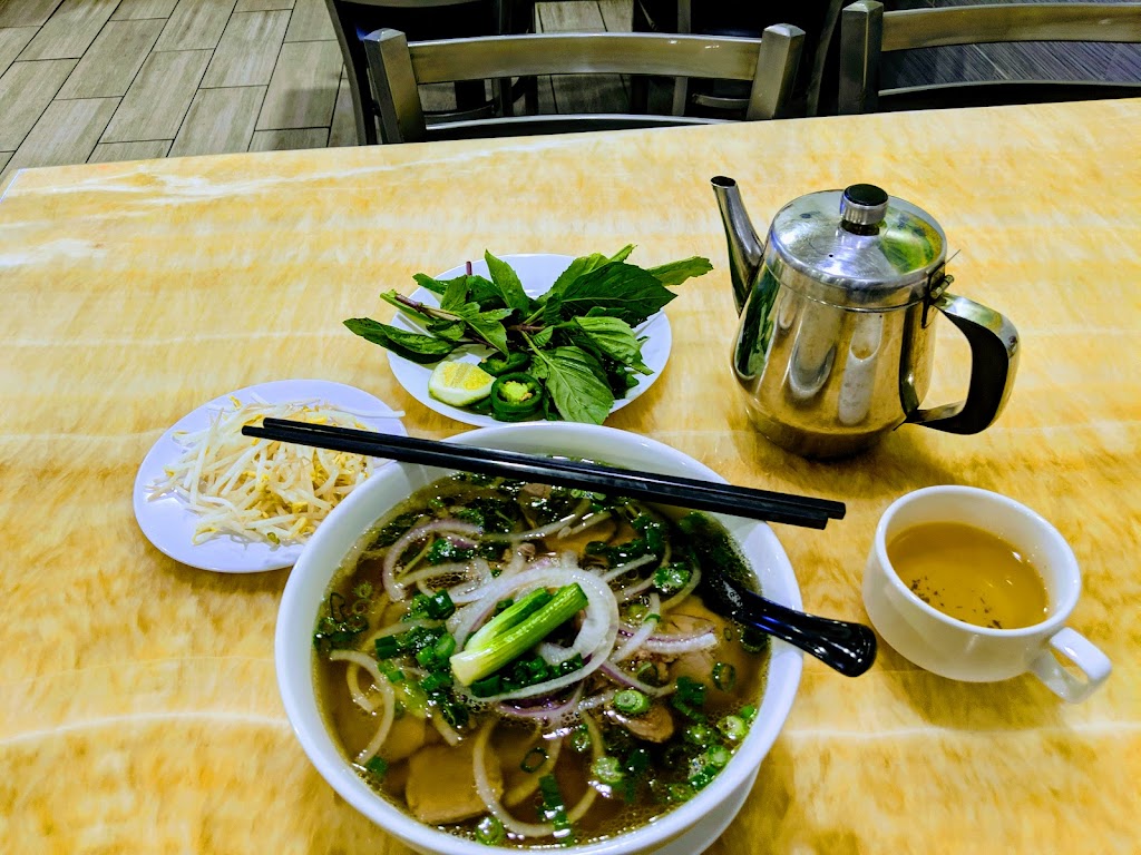 Pho Tran | restaurant | 10800 Bellaire Blvd B, Houston, TX 77072, USA | 2815759177 OR +1 281-575-9177