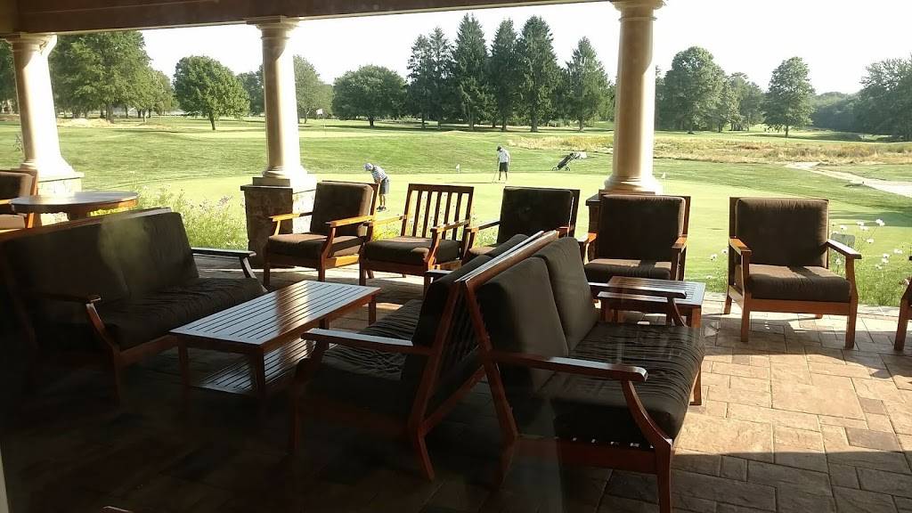 Langleys | restaurant | 28 Lamphere Rd, Waterford, CT 06385, USA | 8604436864 OR +1 860-443-6864