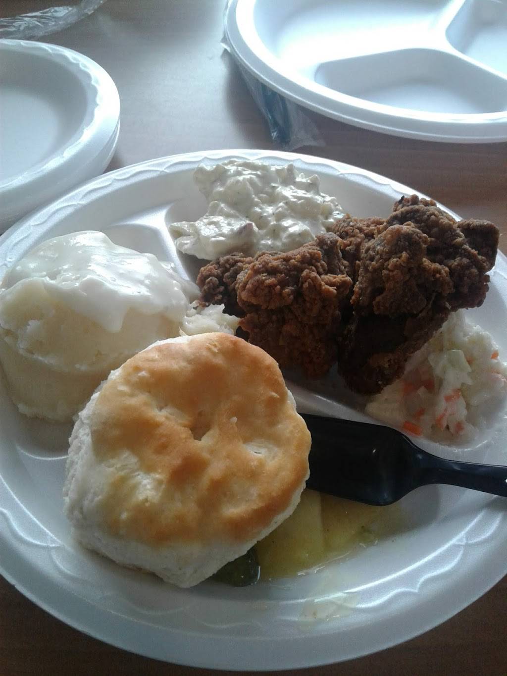 KFC | restaurant | 930 W Trimble Ave, Berryville, AR 72616, USA | 8704232640 OR +1 870-423-2640