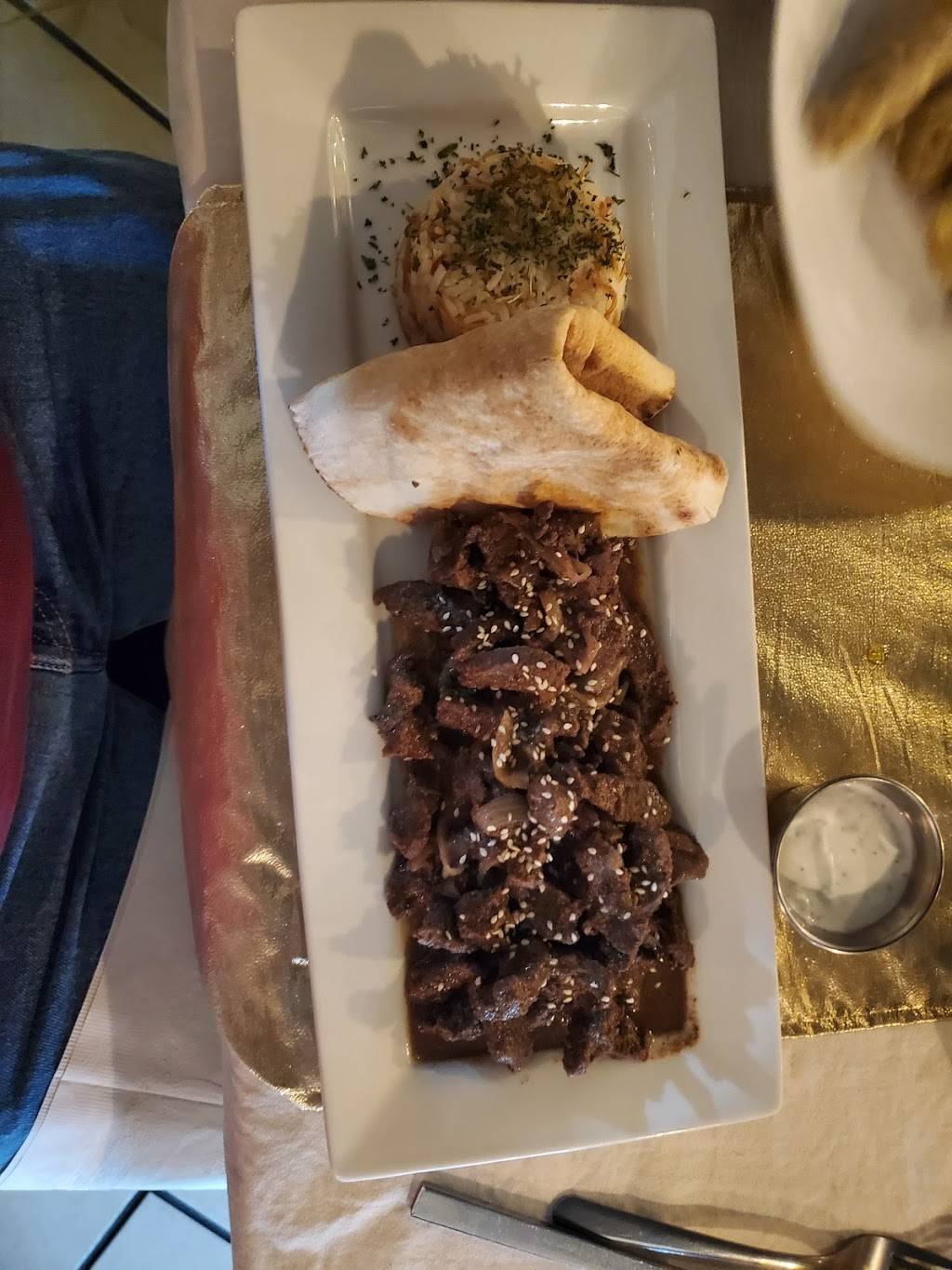 El Layali | restaurant | 126 Shadow Mountain Dr suite f & g, El Paso, TX 79912, USA | 4322872926 OR +1 432-287-2926