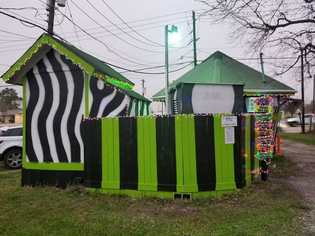 Safaris Daiquiri Factory | restaurant | 3804 TX-3, Dickinson, TX 77539, USA | 7134592936 OR +1 713-459-2936