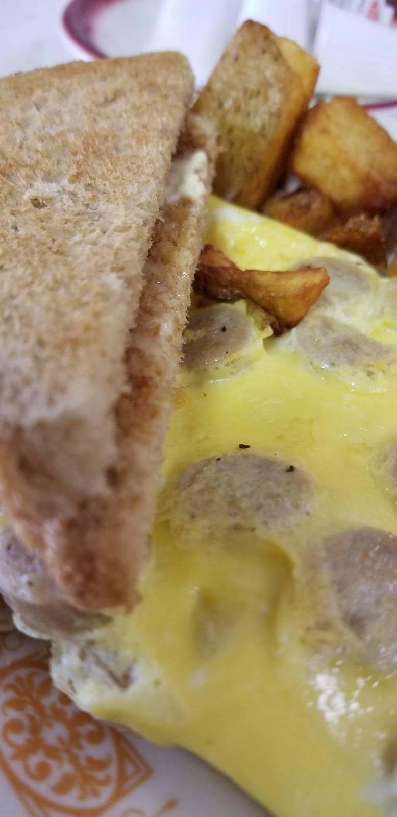 Parthenon Restaurant | restaurant | 30 N Main St, Randolph, MA 02368, USA | 7819868446 OR +1 781-986-8446