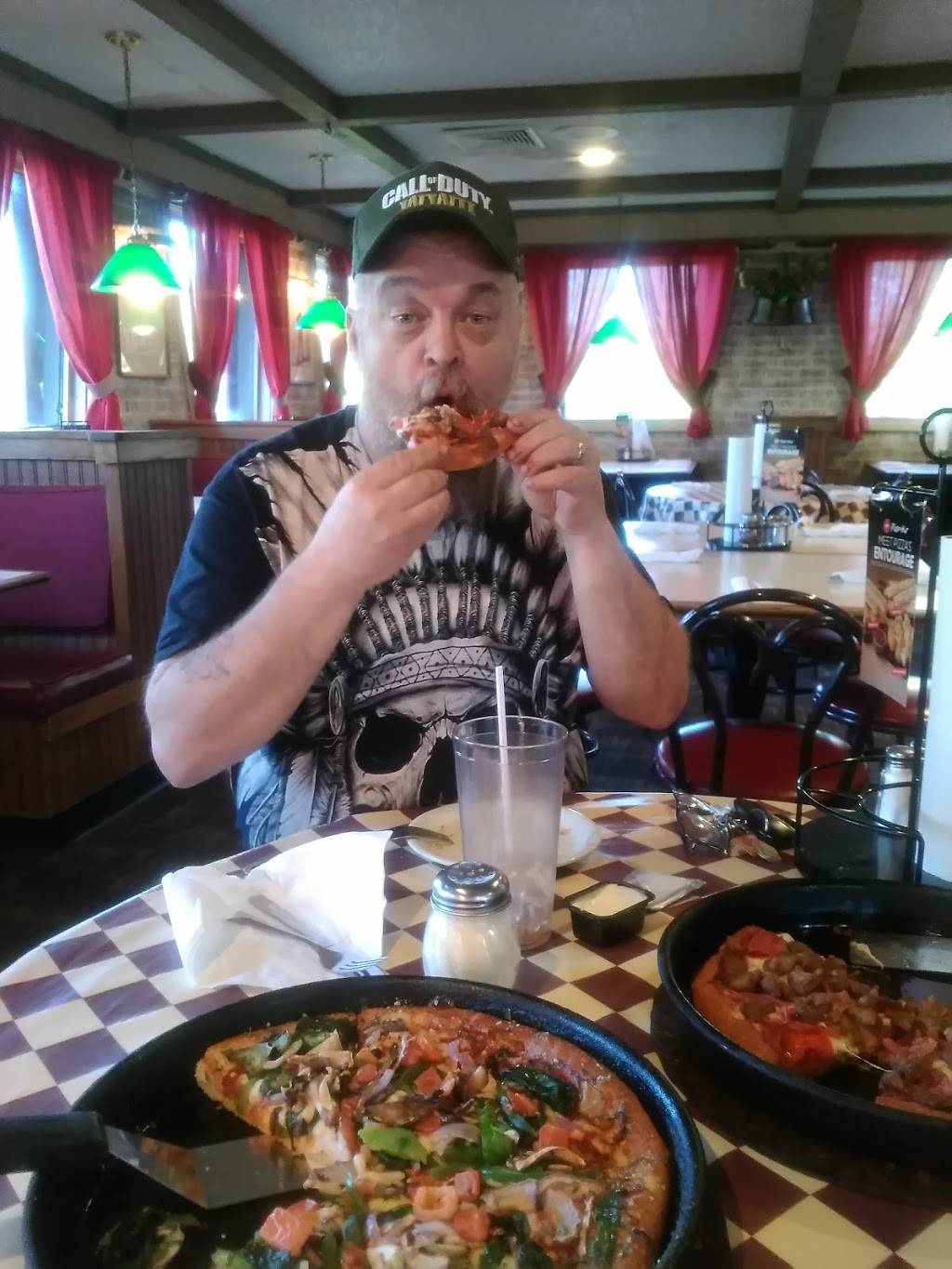 Pizza Hut | meal takeaway | 12175 NY-16, Yorkshire, NY 14173, USA | 7164921600 OR +1 716-492-1600