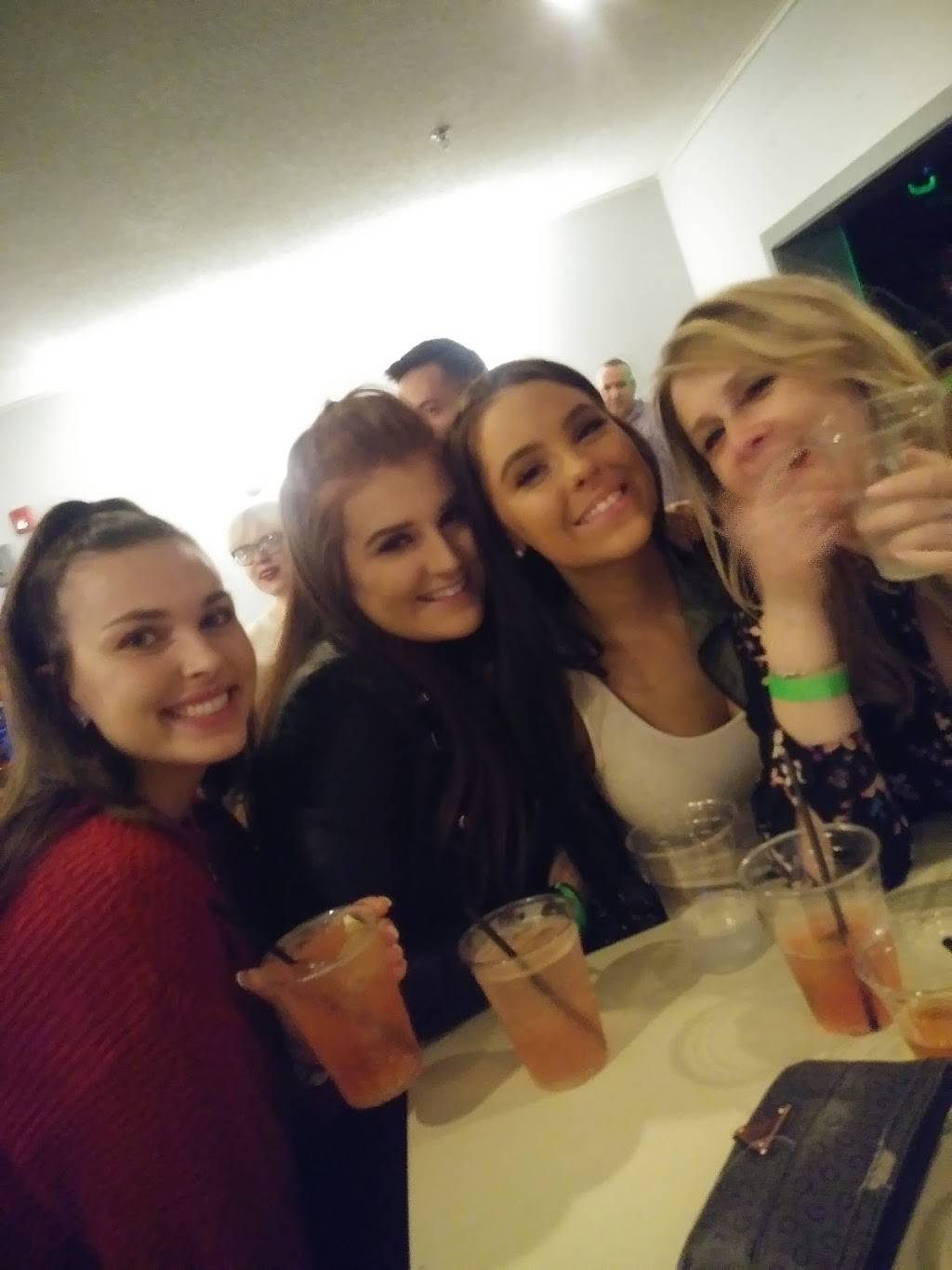 Club One Entertainment Complex | restaurant | 60 N Westfield St, Feeding Hills, MA 01030, USA | 4133639018 OR +1 413-363-9018