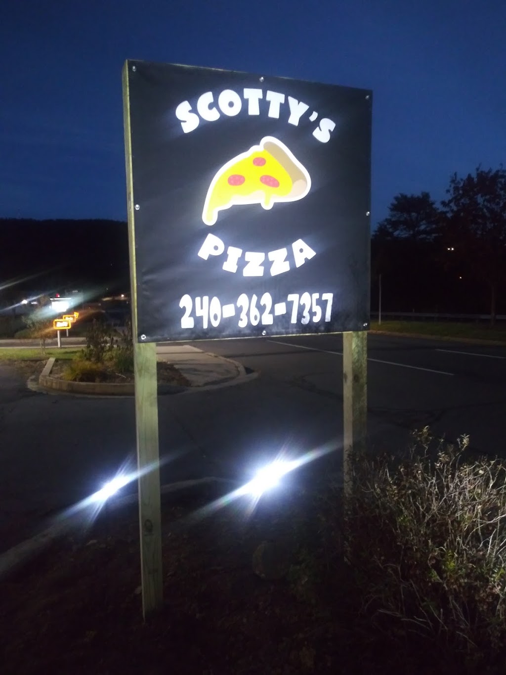 Scottys pizza | restaurant | 1310 W Industrial Blvd, Cumberland, MD 21502, USA | 5403131950 OR +1 540-313-1950