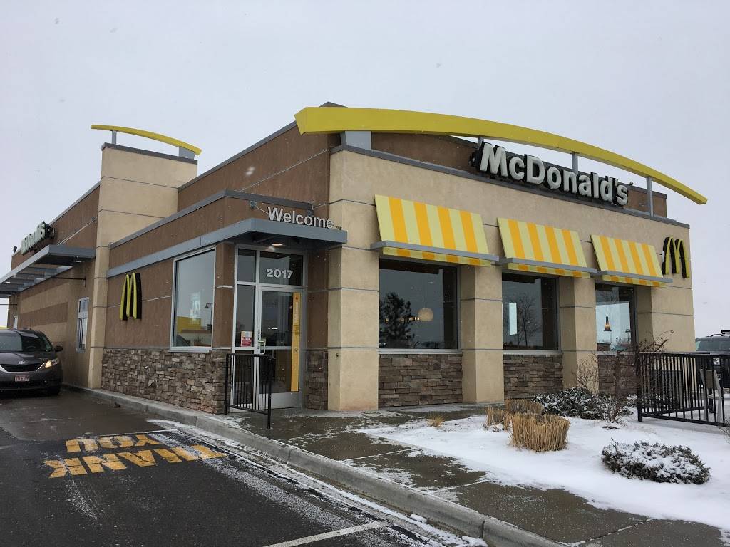 McDonalds | cafe | 2017 Prairie Center Pkwy, Brighton, CO 80601, USA | 7206857855 OR +1 720-685-7855