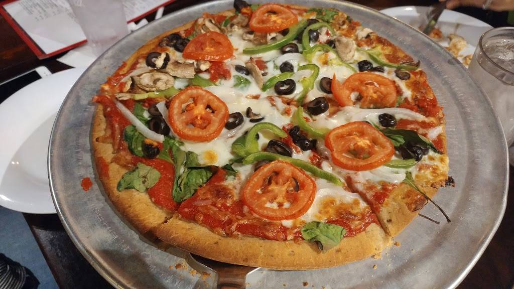 Mellow Mushroom | restaurant | 115 N Loop 1604 E #2100, San Antonio, TX 78232, USA | 2103709219 OR +1 210-370-9219