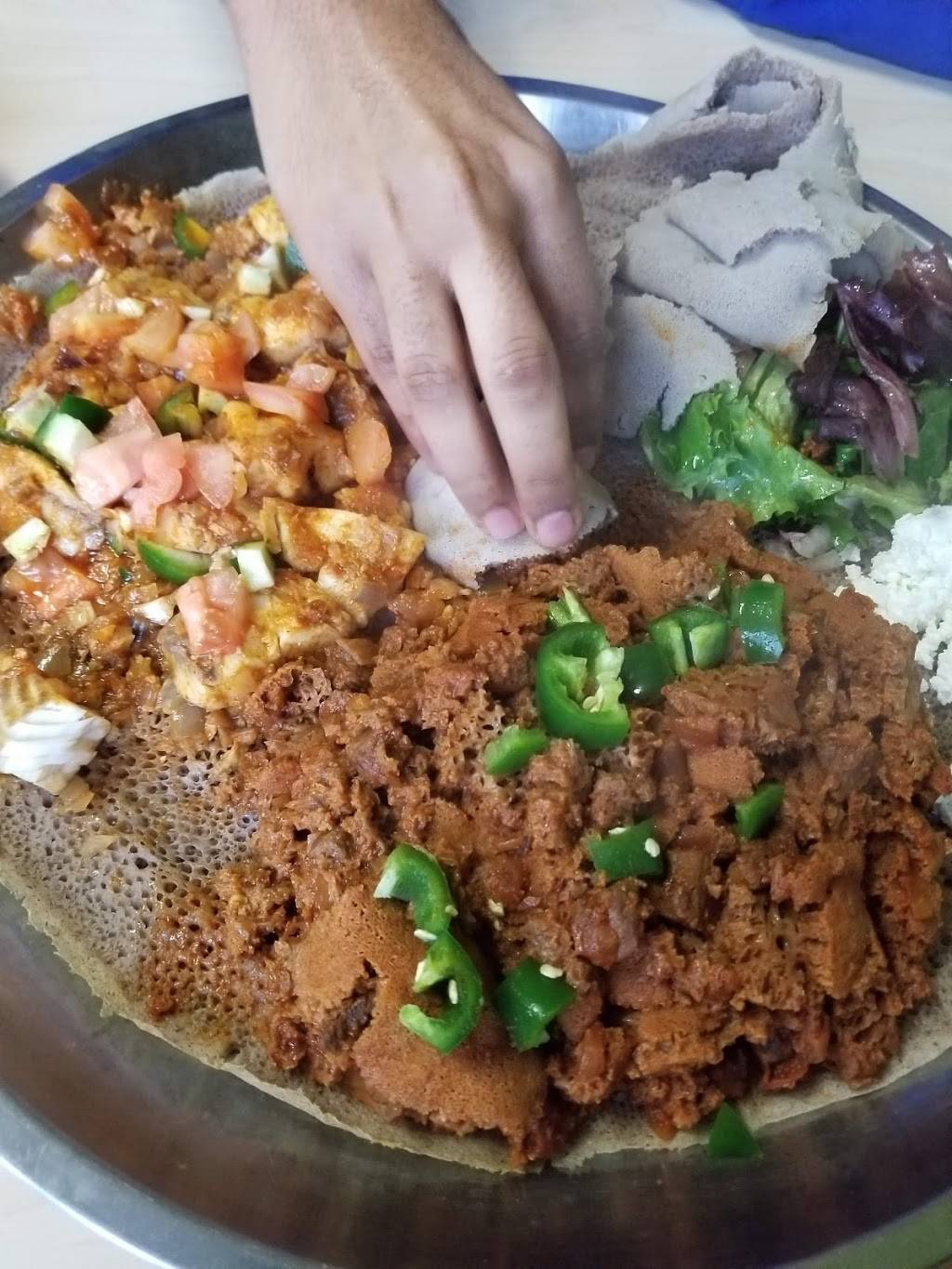 Ahadu Ethiopian Restaurant | restaurant | 1508 NE 117th St, Seattle, WA 98125, USA | 2064403399 OR +1 206-440-3399