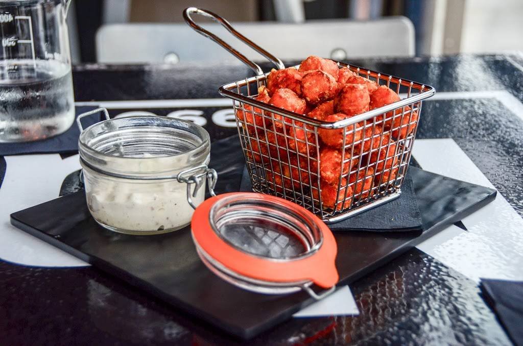 The Chemist - Craft Cocktails and Modern Cuisine | restaurant | 300 9th Ave N, Myrtle Beach, SC 29577, USA | 8434457077 OR +1 843-445-7077