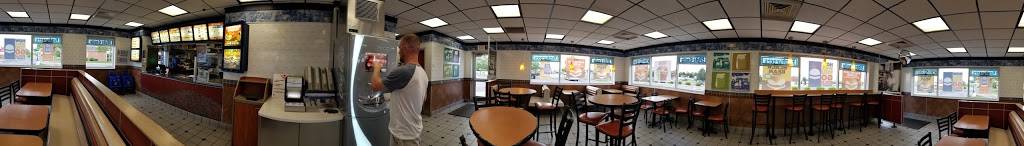 White Castle | restaurant | 1617 Holt Rd, Columbus, OH 43228, USA | 6148534550 OR +1 614-853-4550