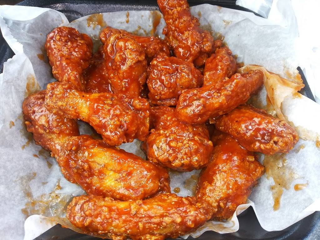 J J Fish & Chicken | restaurant | 20225 Eight Mile Rd, Detroit, MI 48219, USA | 3135339950 OR +1 313-533-9950