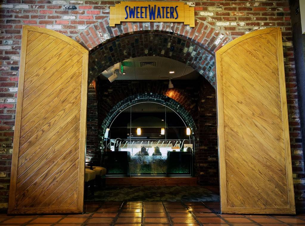 SweetWaters on the River | restaurant | 1000 Valley River Way, Eugene, OR 97401, USA | 5413413462 OR +1 541-341-3462