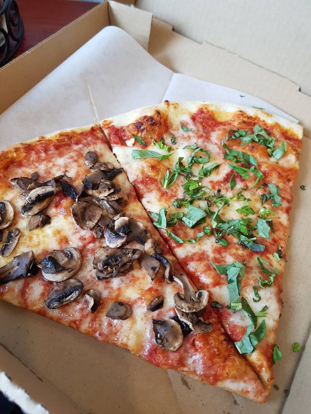 Pizzeria Avellino | restaurant | 2769 Lombard St, San Francisco, CA 94123, USA | 4157762500 OR +1 415-776-2500