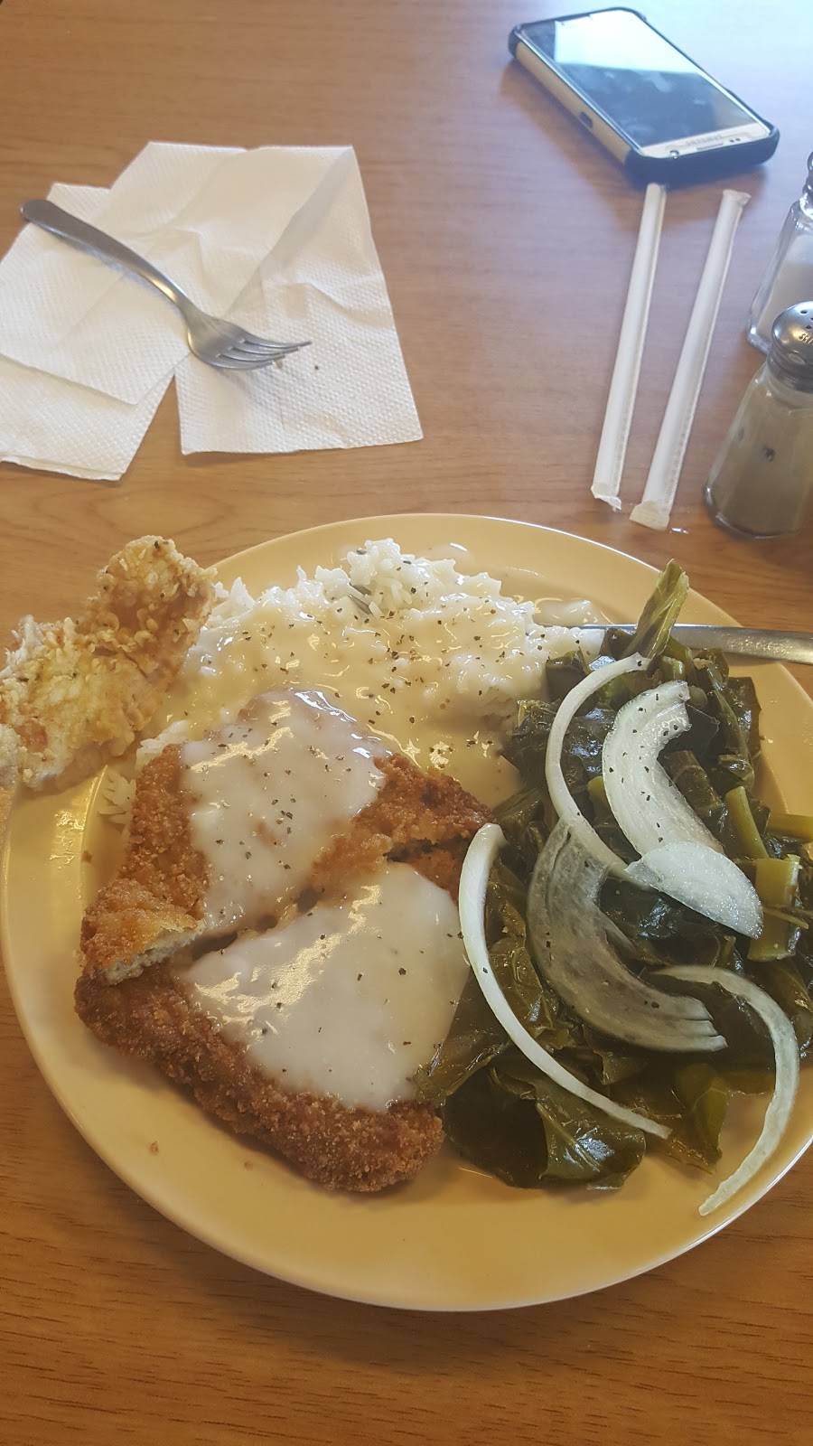 Kennys Home Cooking | restaurant | 1000 N Pine St #31, Spartanburg, SC 29303, USA | 8645736013 OR +1 864-573-6013