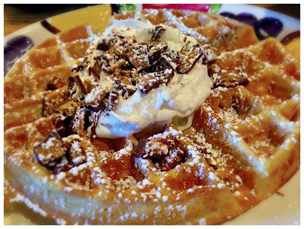 Italian The Roasted Red Pepper | restaurant | 1649 N Broad St, Lansdale, PA 19446, USA | 2158551484 OR +1 215-855-1484