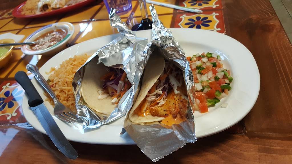 Ruchis Mexican Grill | restaurant | 5201 Richmond Ave, Houston, TX 77056, USA | 7136213088 OR +1 713-621-3088