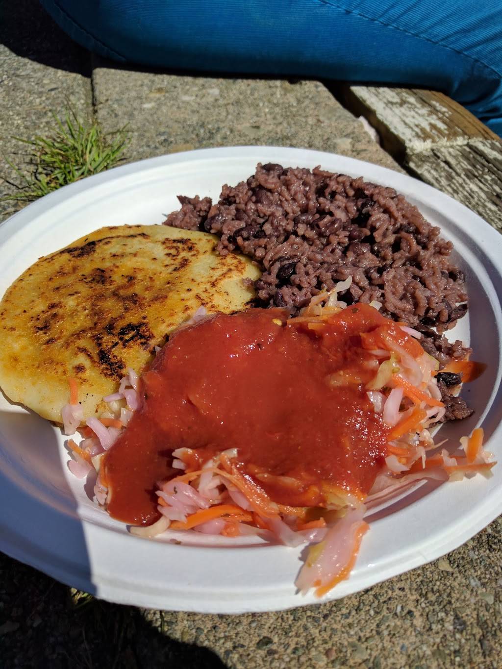 Estrellas Snacks | restaurant | 100 Alemany Blvd, San Francisco, CA 94110, USA | 4153775817 OR +1 415-377-5817