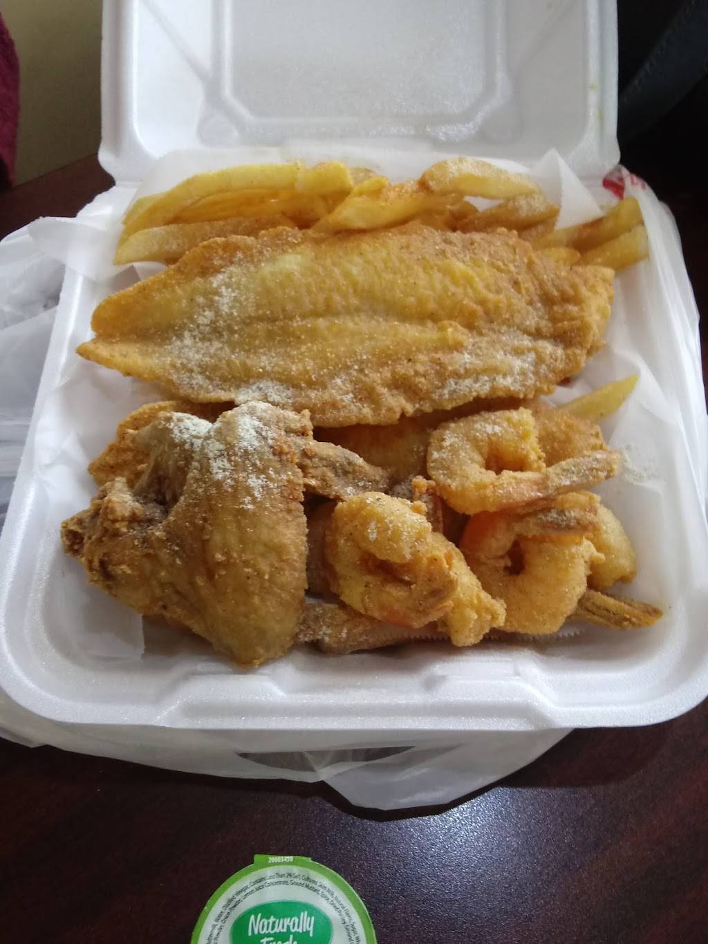 Jrs Fish&Chicken | restaurant | 2200 Frayser Blvd, Memphis, TN 38127, USA | 9013082650 OR +1 901-308-2650
