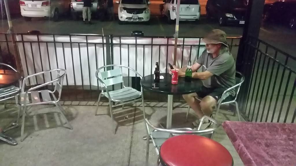 The Korner Pub | restaurant | 3045 Kingston Rd, Scarborough, ON M1M 1P1, Canada | 4162650392 OR +1 416-265-0392