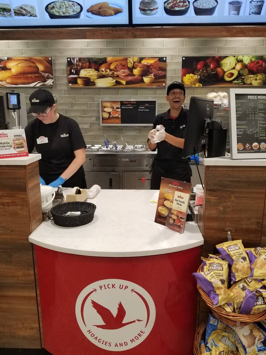 Wawa | cafe | 1579 Lynnhaven Pkwy, Virginia Beach, VA 23453, USA | 7573689109 OR +1 757-368-9109