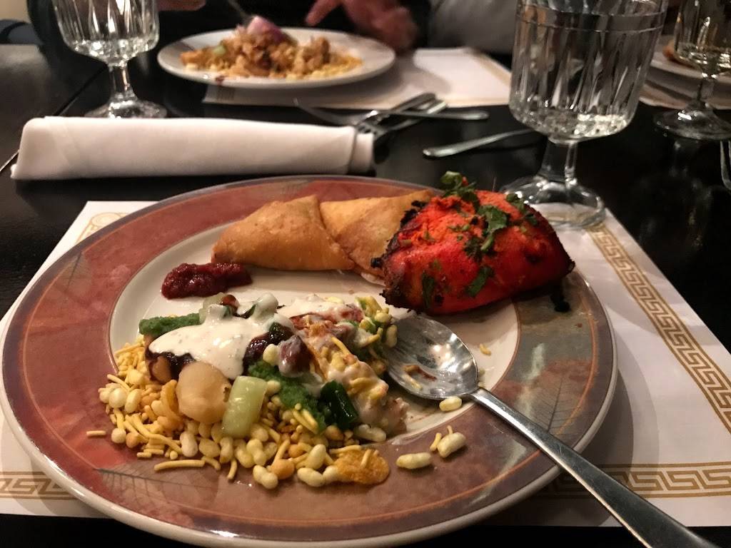 Pakwaan Fine Indian Cuisine | restaurant | 447 Forest Ave, Plymouth, MI 48170, USA | 7348922548 OR +1 734-892-2548