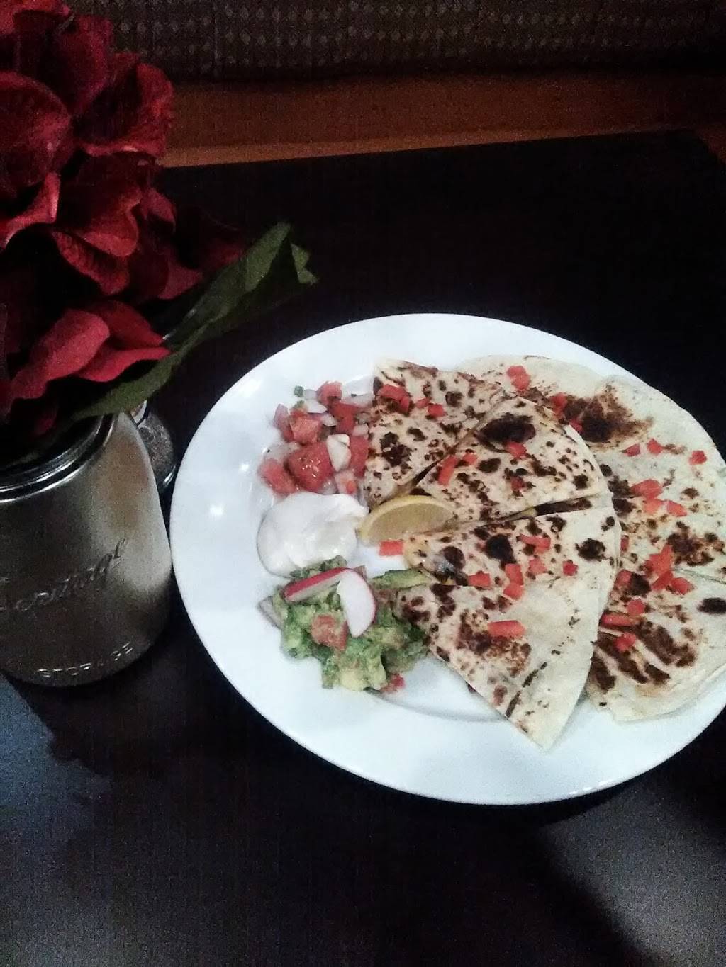 Rickys Sports Bar | restaurant | 4124 Mt Vernon Ave, Alexandria, VA 22305, USA | 5718009603 OR +1 571-800-9603