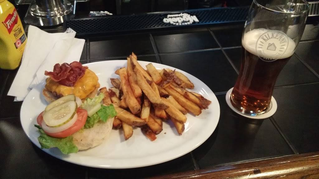 The Falls Road Pub | restaurant | 296 Victoria St N, Kitchener, ON N2H 5E2, Canada | 5197420600 OR +1 519-742-0600