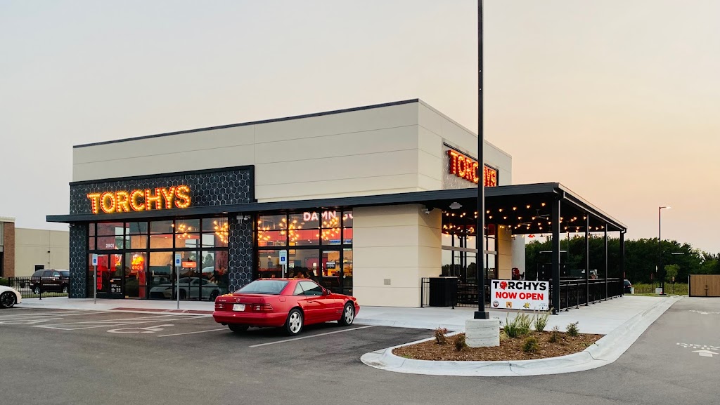 Torchys Tacos | restaurant | 2901 N Maize Rd, Wichita, KS 67205, USA | 3164481188 OR +1 316-448-1188