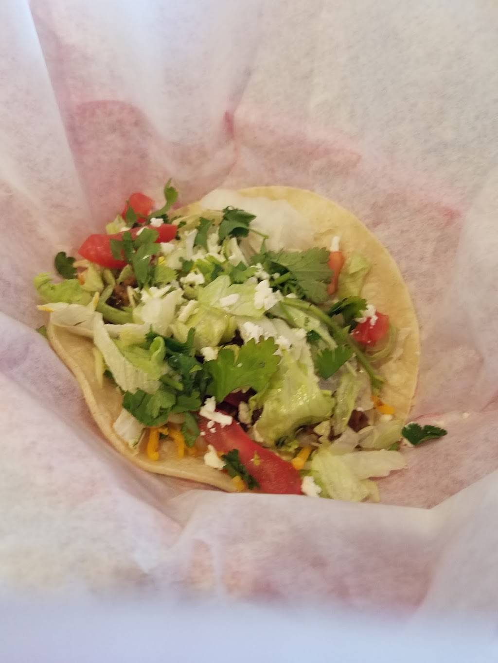 Fuzzys Taco Shop | restaurant | 6361 Old Jacksonville Hwy, Tyler, TX 75703, USA | 8176248226 OR +1 817-624-8226