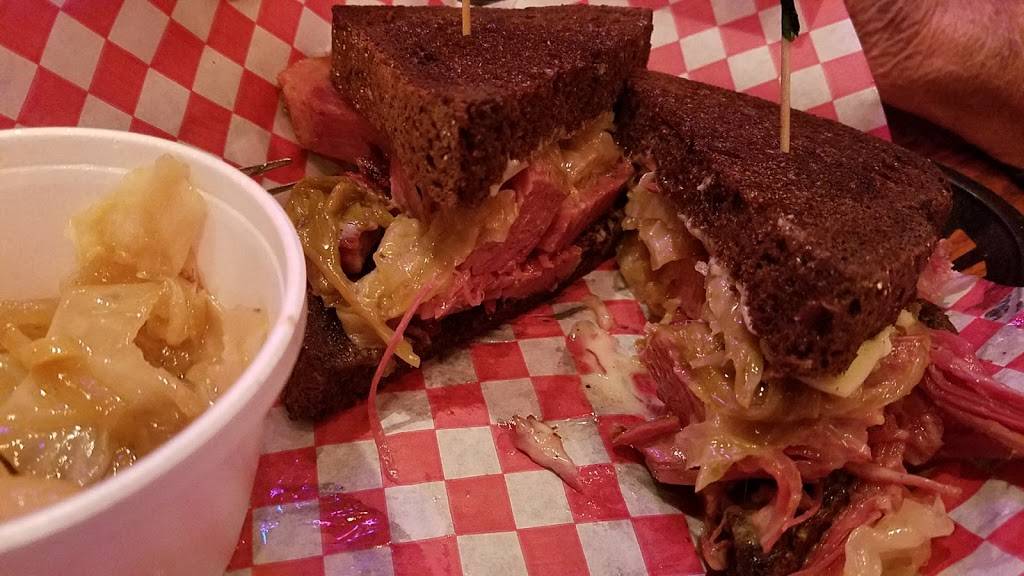 Village Hide-A-Way | restaurant | 111 E Prairie St, Vicksburg, MI 49097, USA | 2696493134 OR +1 269-649-3134