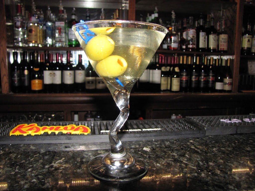 McBrides Steakhouse | restaurant | 4537 Maplewood Ave, Wichita Falls, TX 76308, USA | 9406960250 OR +1 940-696-0250