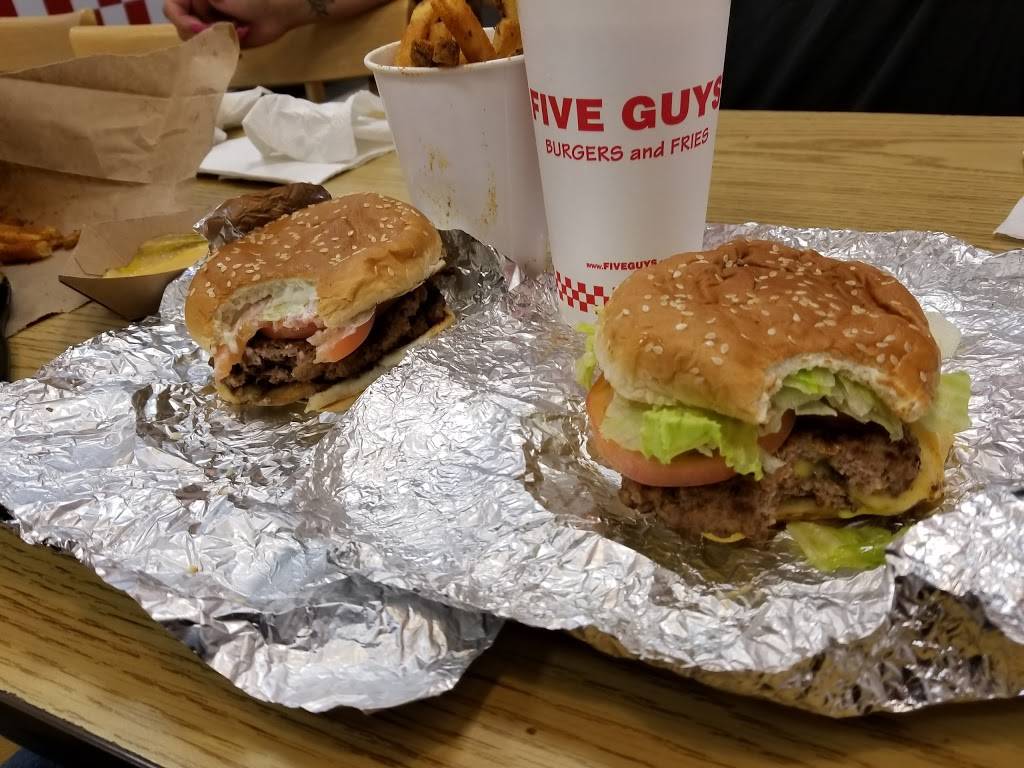 Five Guys | meal takeaway | 5402 E Indiana St, Evansville, IN 47715, USA | 8124011773 OR +1 812-401-1773