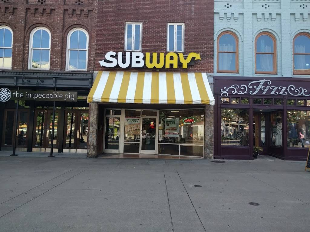 Subway Restaurants | restaurant | 25 Market Square, Knoxville, TN 37902, USA | 8655249446 OR +1 865-524-9446