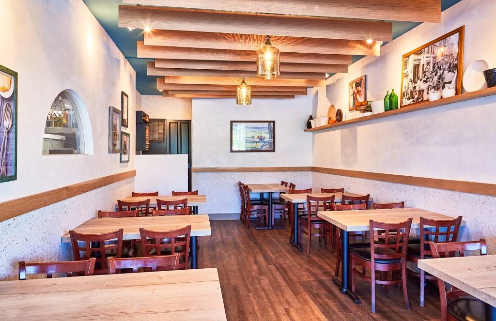 Ninos Cafe | meal takeaway | 1006 Easter Lily Ln, Vero Beach, FL 32963, USA | 7722319311 OR +1 772-231-9311