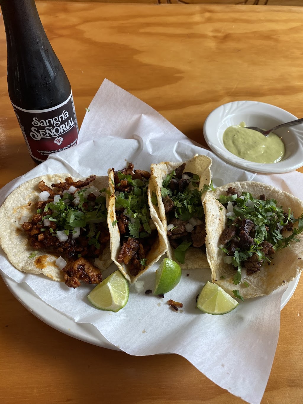 Restaurante Mi Tierra | restaurant | 1116 SE 6th Ave Suite A, Topeka, KS 66607, USA | 7852159729 OR +1 785-215-9729