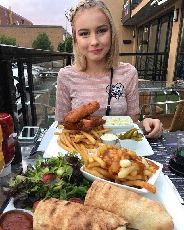 District 961 | restaurant | 1814 Boulevard de la Côte-Vertu, Saint-Laurent, QC H4L 2A6, Canada | 5149615155 OR +1 514-961-5155