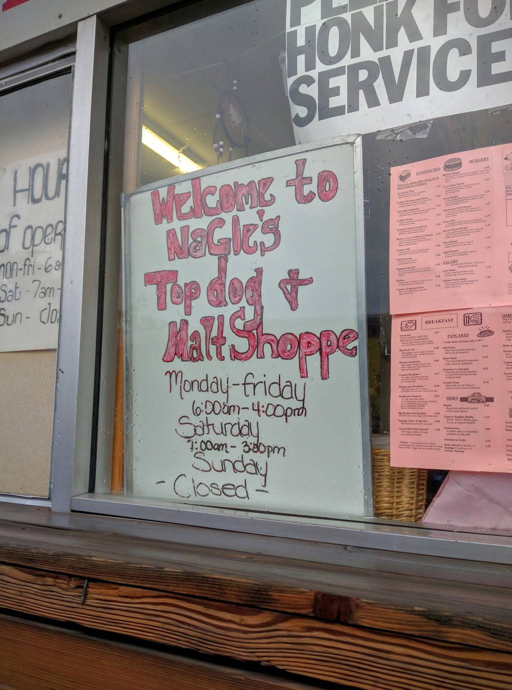 Nagles Top Dog & Malt Shoppe | restaurant | 1210 S Burdick St, Kalamazoo, MI 49001, USA | 2693422031 OR +1 269-342-2031