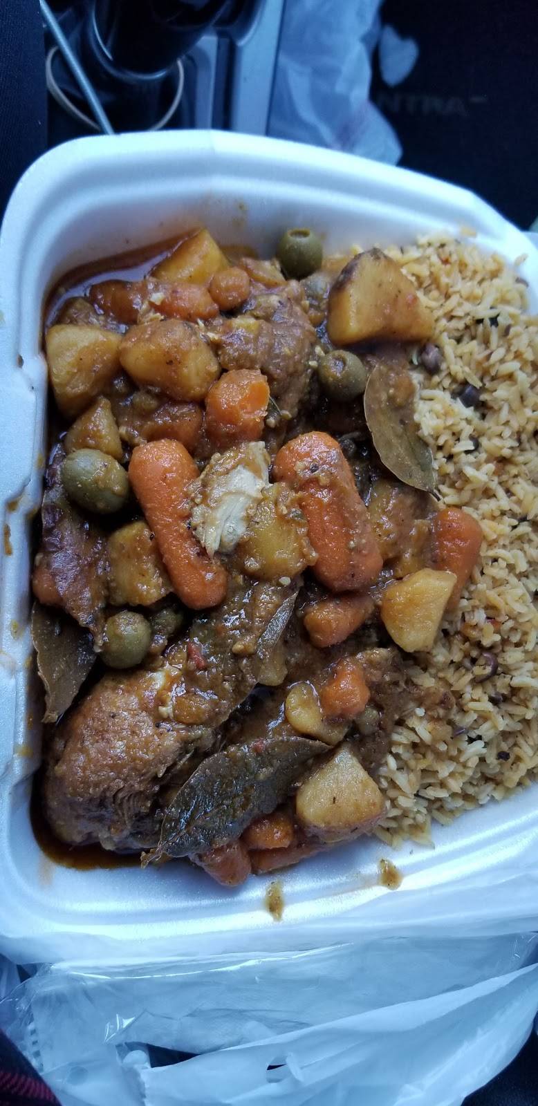 Sabor De Puerto Rico | restaurant | 4709 Tuckaseegee Rd, Charlotte, NC 28208, USA | 9809386384 OR +1 980-938-6384