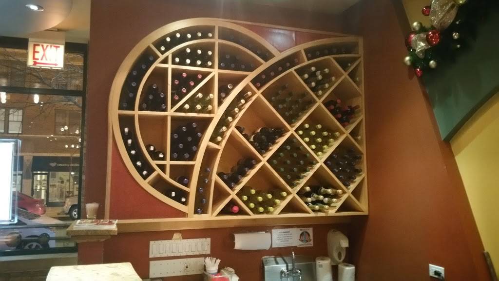 Chicagos Pizza | restaurant | 1919 W Montrose Ave, Chicago, IL 60613, USA | 7733481700 OR +1 773-348-1700