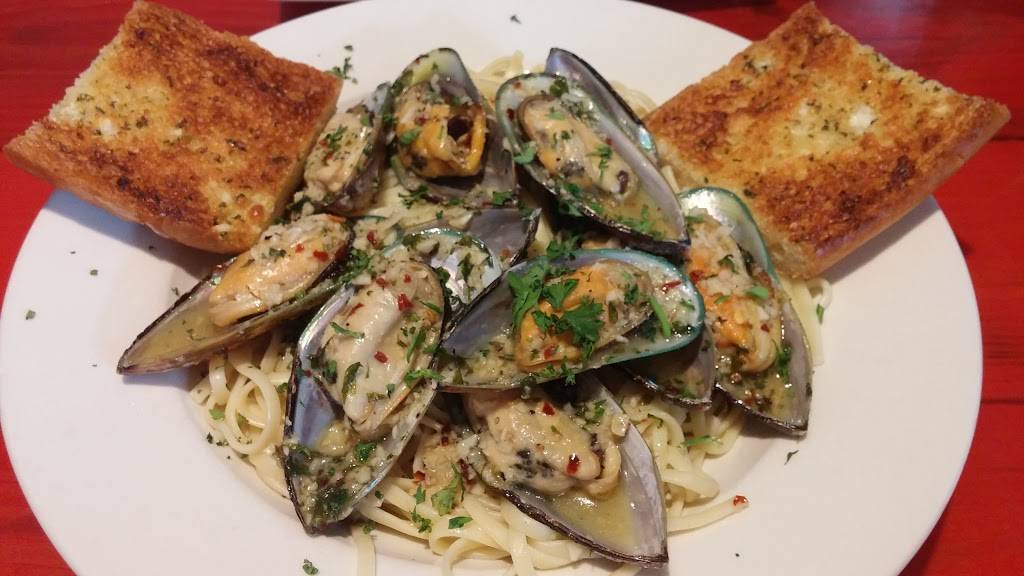Red Bones Raw Bar Seafood Grille | restaurant | 445 N Battlefield Blvd, Chesapeake, VA 23320, USA | 7574364200 OR +1 757-436-4200