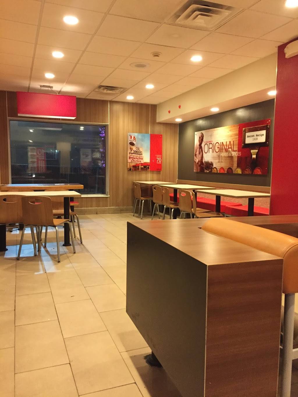 KFC | restaurant | 1125 E Gun Hill Rd, Bronx, NY 10469, USA | 7185156155 OR +1 718-515-6155